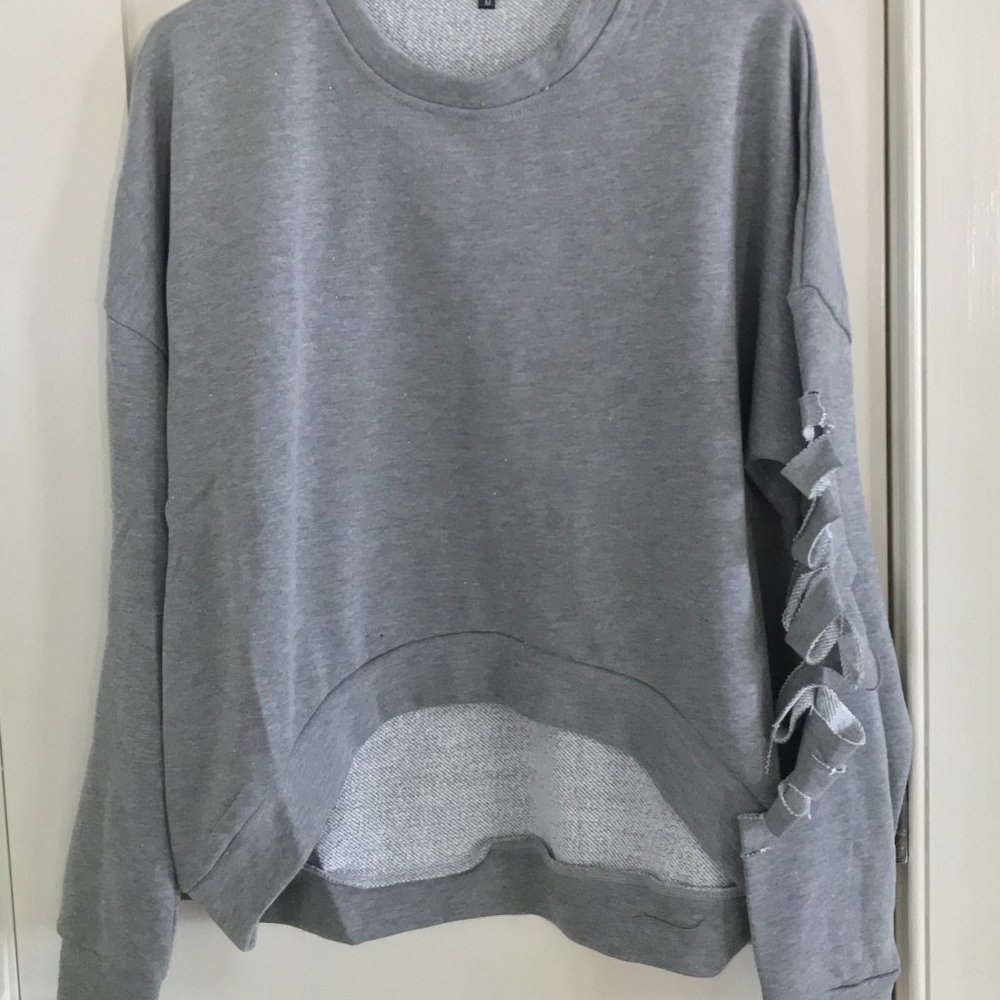 Unique Find Hi-Lo Hem Sweatshirt Top Ripped Sleeves S M L Heather Grey Crewneck - Picture 8 of 16